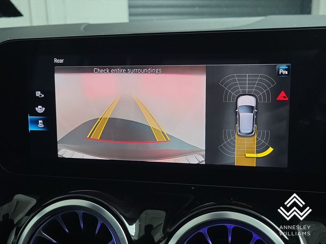 2022 Mercedes-Benz EQA