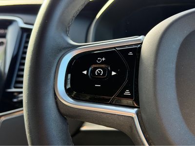 2022 Volvo XC90