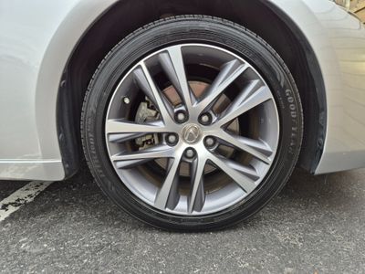 2020 Lexus IS 300h