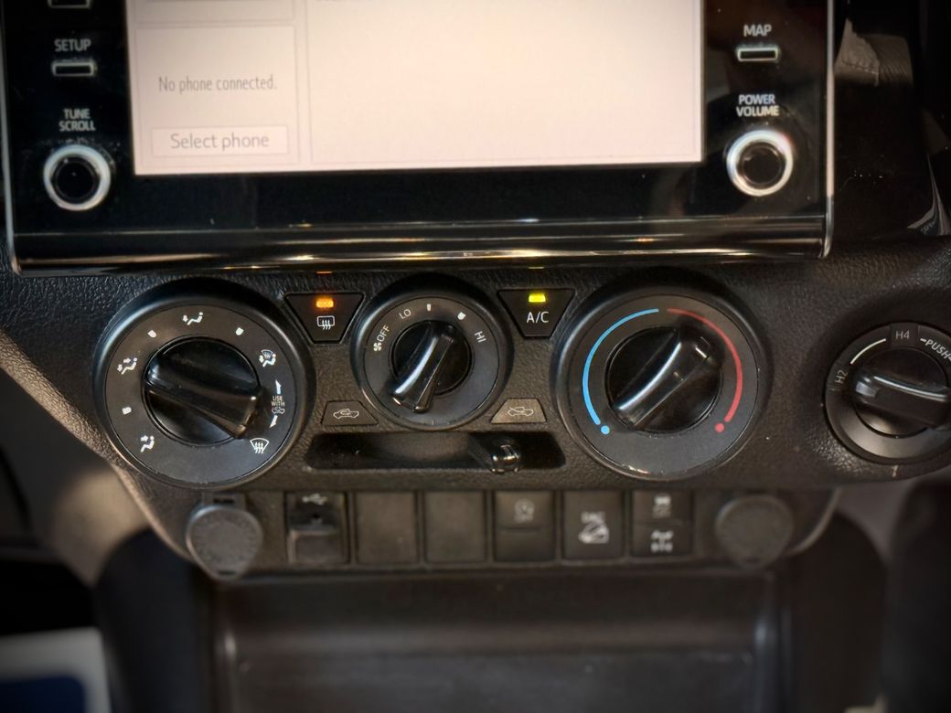 2022 Toyota Hilux