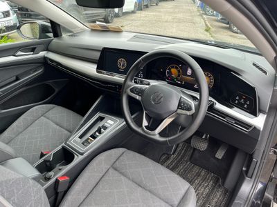 2024 Volkswagen Golf