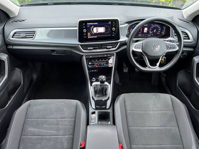 2023 Volkswagen T-Roc