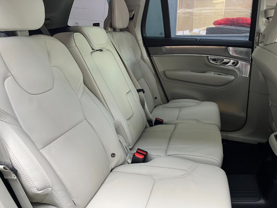 2025 Volvo XC90