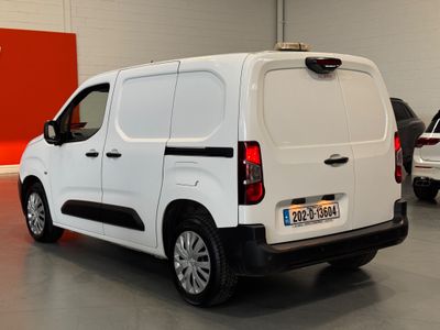 2020 Peugeot Partner