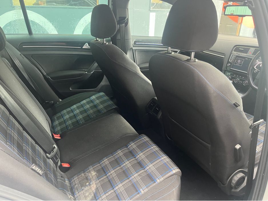 2016 Volkswagen Golf