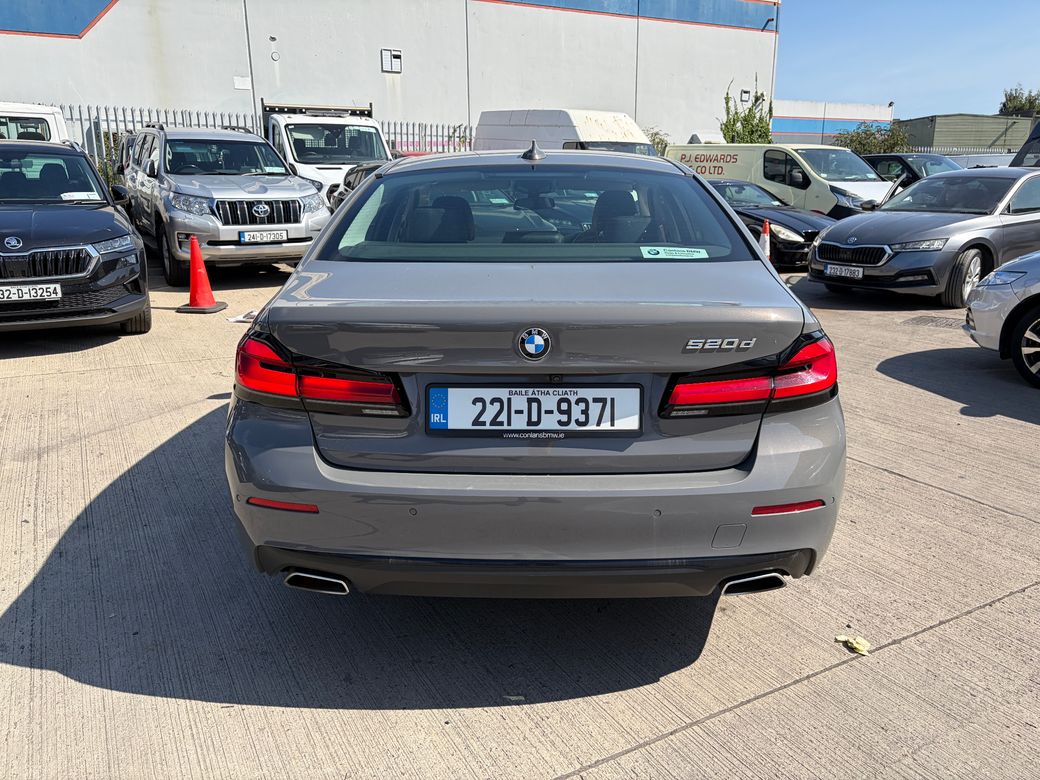 2022 BMW 5 Series