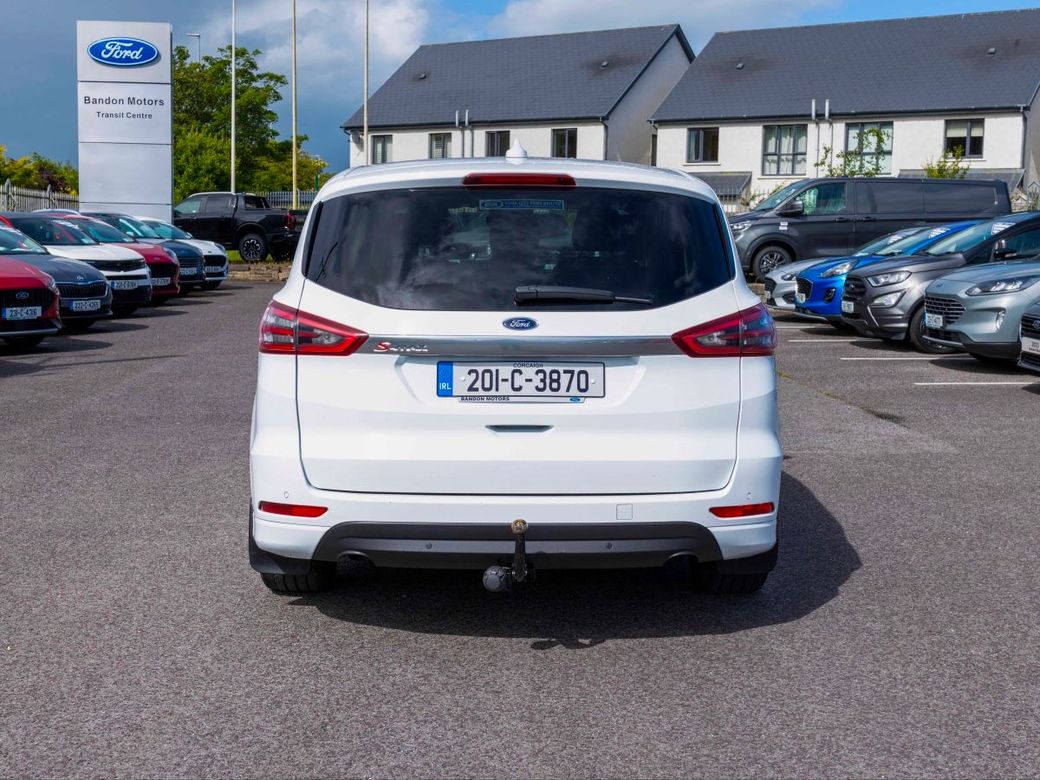 2020 Ford S-Max