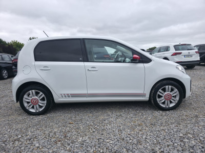 2017 Volkswagen up!