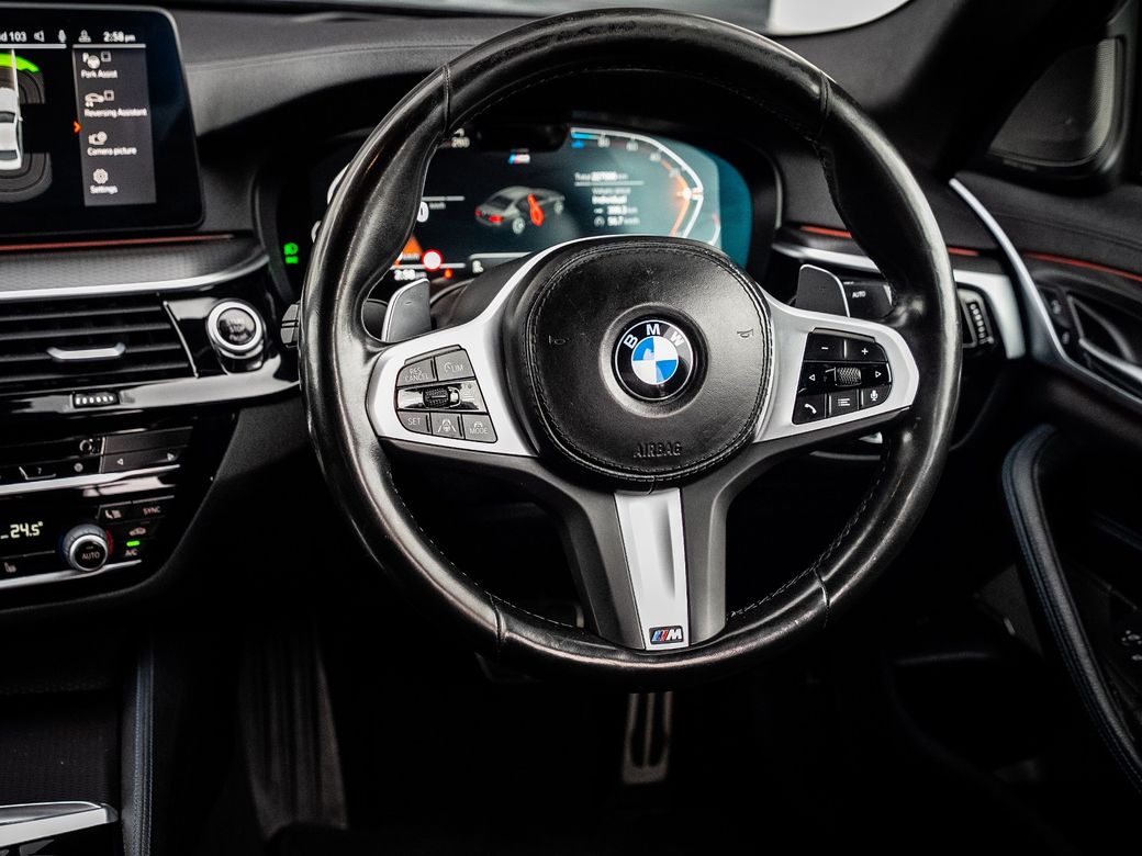 2022 BMW 5 Series