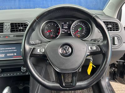 2017 Volkswagen Polo