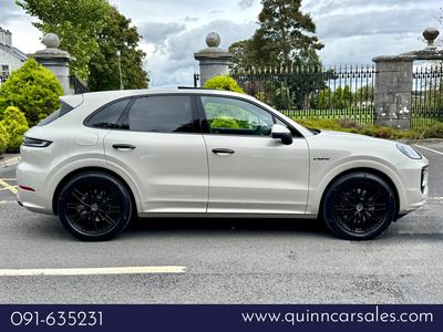 2025 Porsche Cayenne