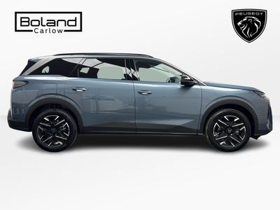 2025 Peugeot 5008