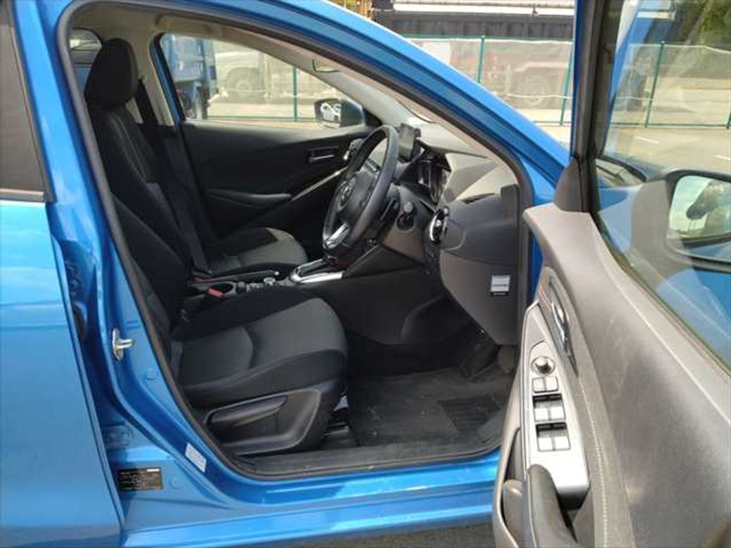 2018 Mazda Demio