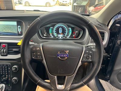 2015 Volvo V40