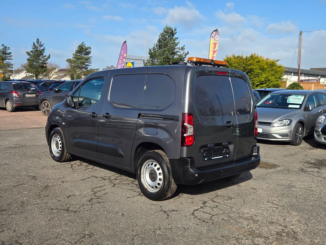 2020 Peugeot Partner