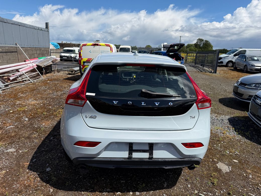 2013 Volvo V40