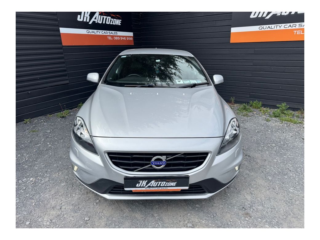2016 Volvo V40