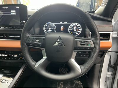 2024 Mitsubishi Outlander