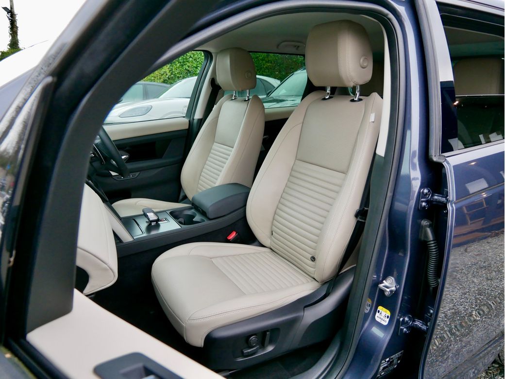 2024 Land Rover Discovery Sport