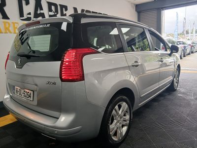 2016 Peugeot 5008