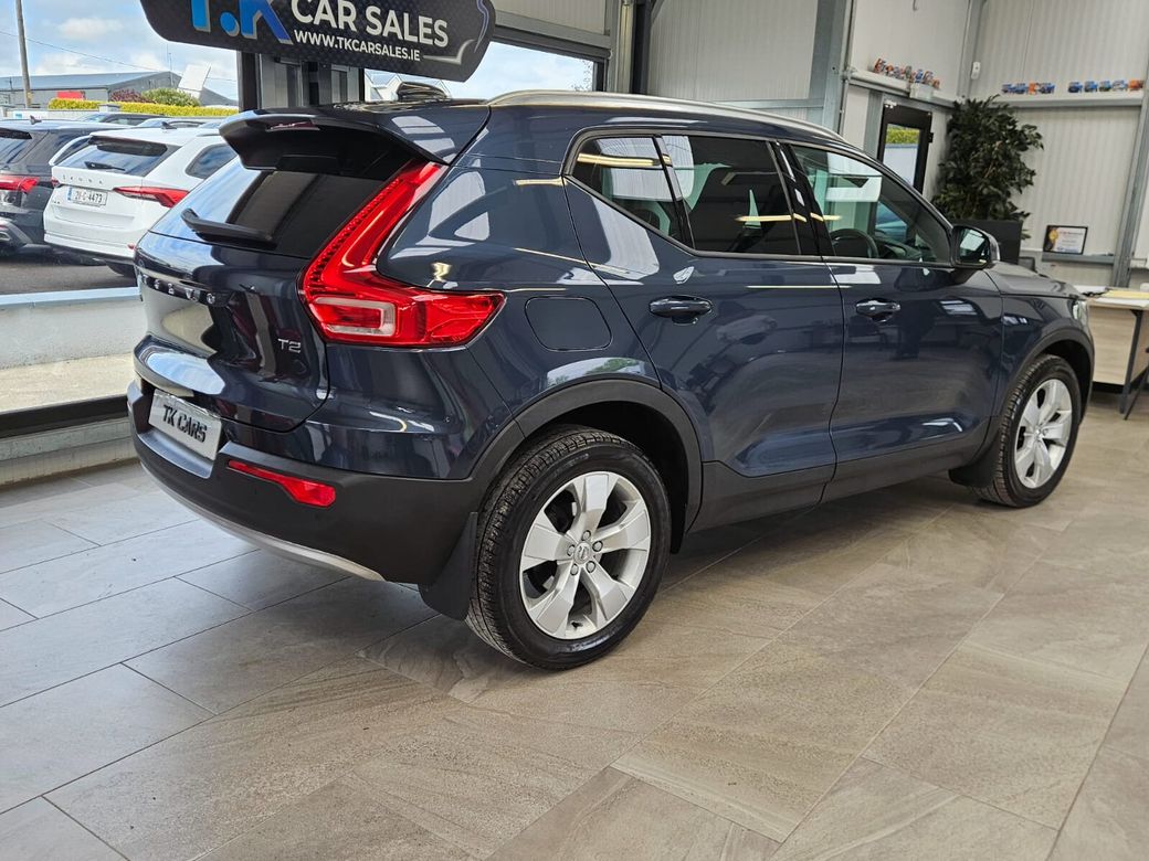 2021 Volvo XC40