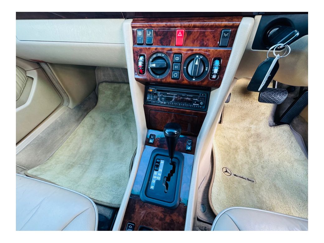 1995 Mercedes-Benz E Class