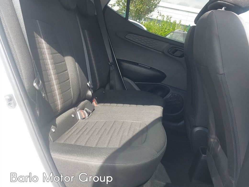 2022 Hyundai i10