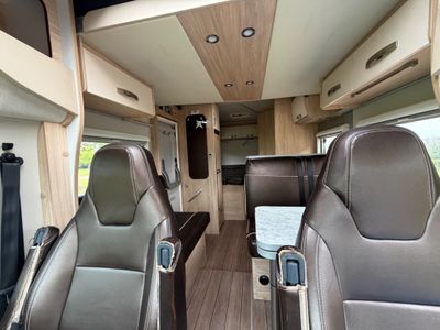 2019 WEINSBERG  CARA SUITE 650 R.H.D 