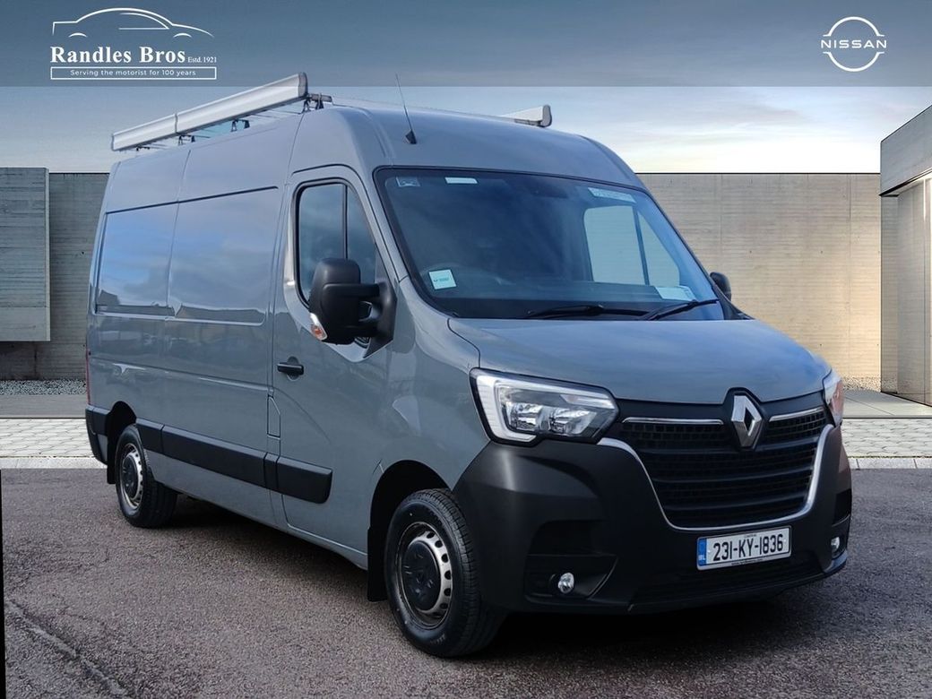 2023 Renault Master