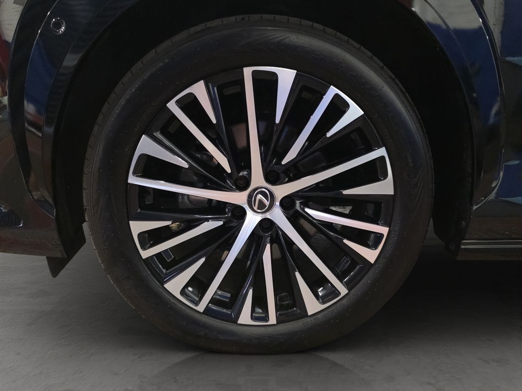 2024 Lexus RZ