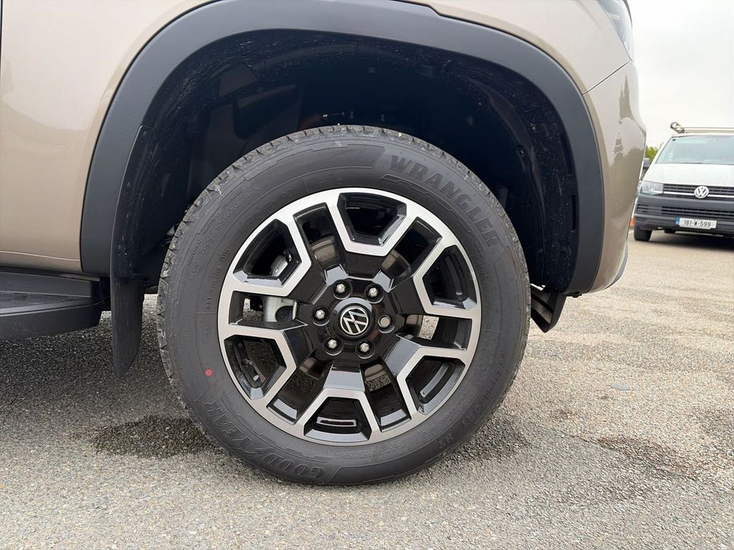 2025 Volkswagen Amarok
