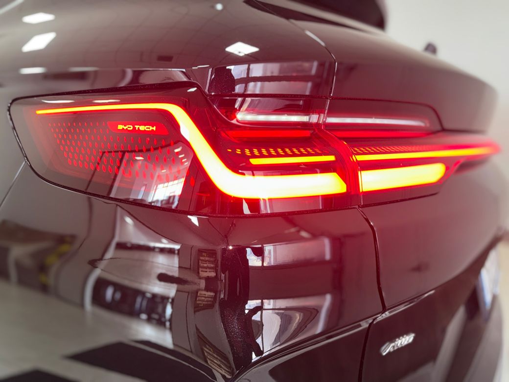 2025 BYD Seal U