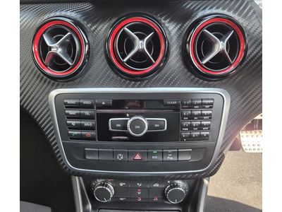 2013 Mercedes-Benz A 180