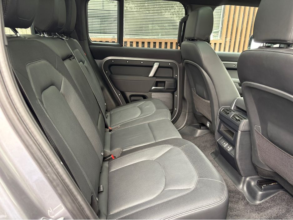 2022 Land Rover Defender