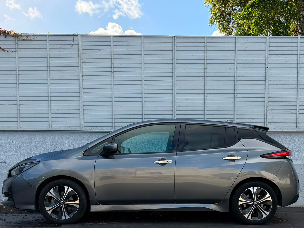 2022 Nissan Leaf