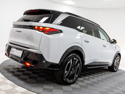 2025 Peugeot 5008
