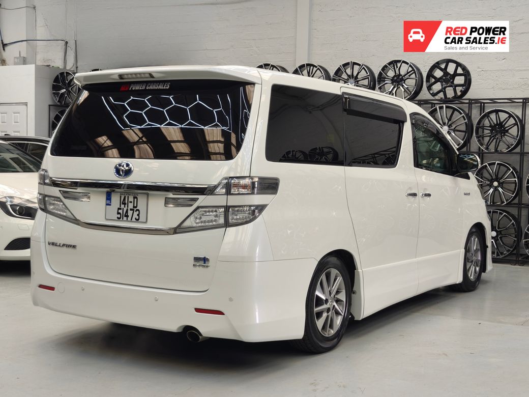 2014 Toyota Vellfire
