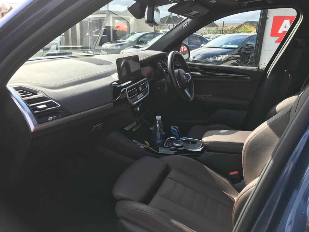 2022 BMW iX3