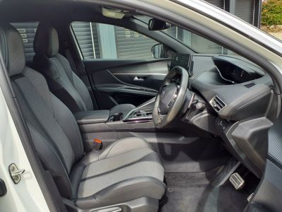 2023 Peugeot 3008
