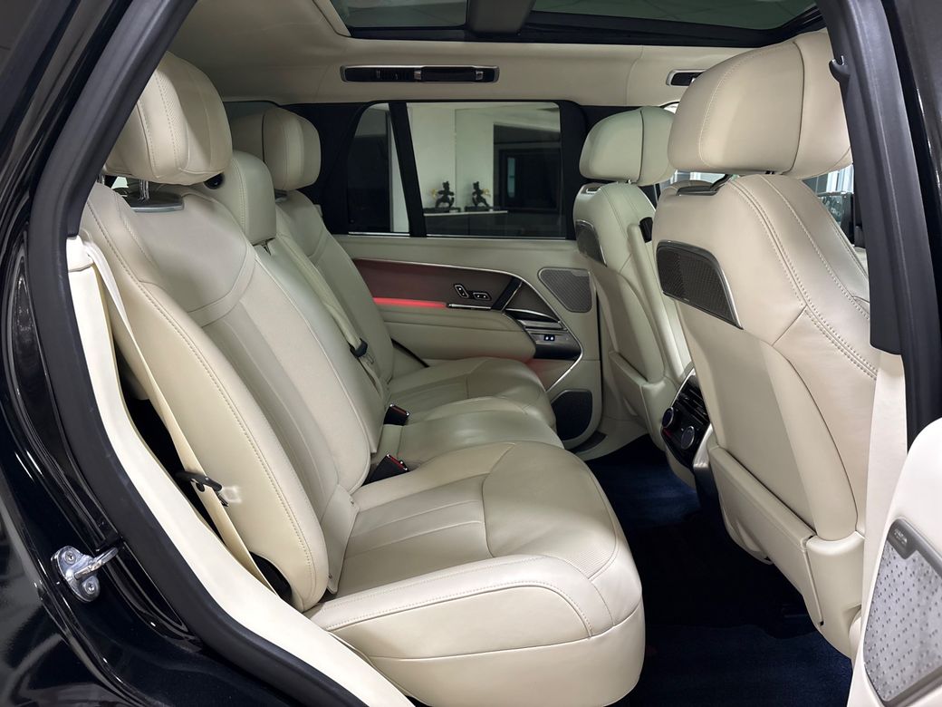 2025 Land Rover Range Rover