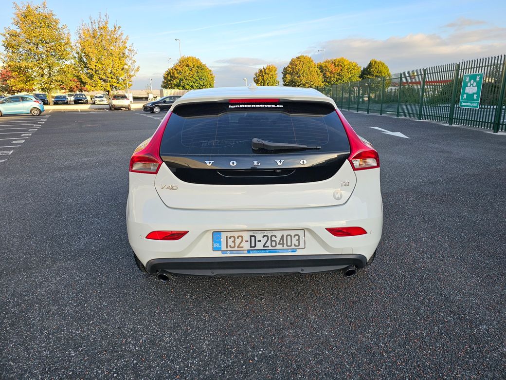2013 Volvo V40