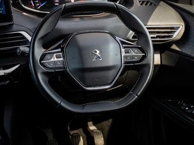 2021 Peugeot 5008