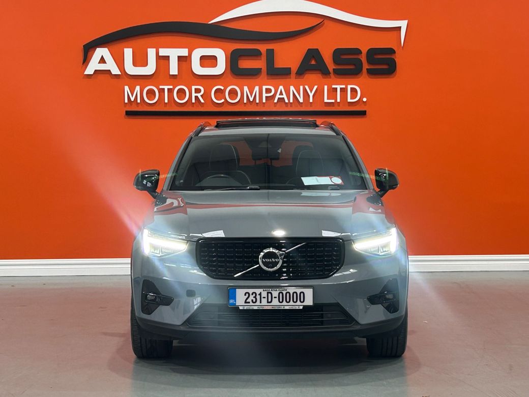2023 Volvo XC40