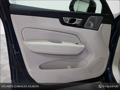 2025 Volvo XC60