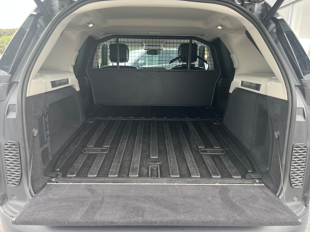 2024 Land Rover Discovery