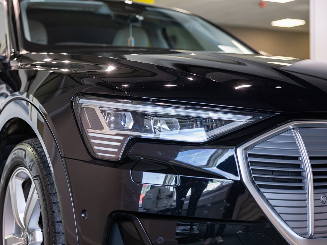 2021 Audi e-tron