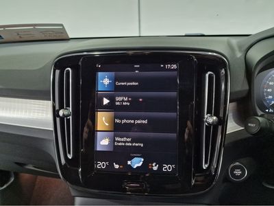 2023 Volvo XC40
