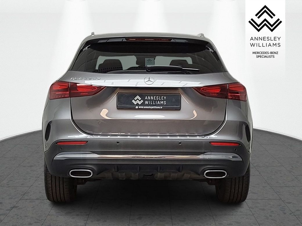 2025 Mercedes-Benz GLA Class