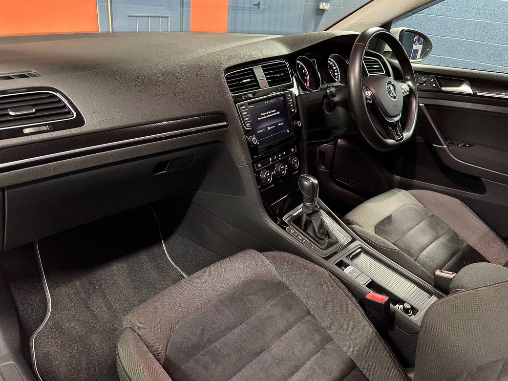 2017 Volkswagen Golf