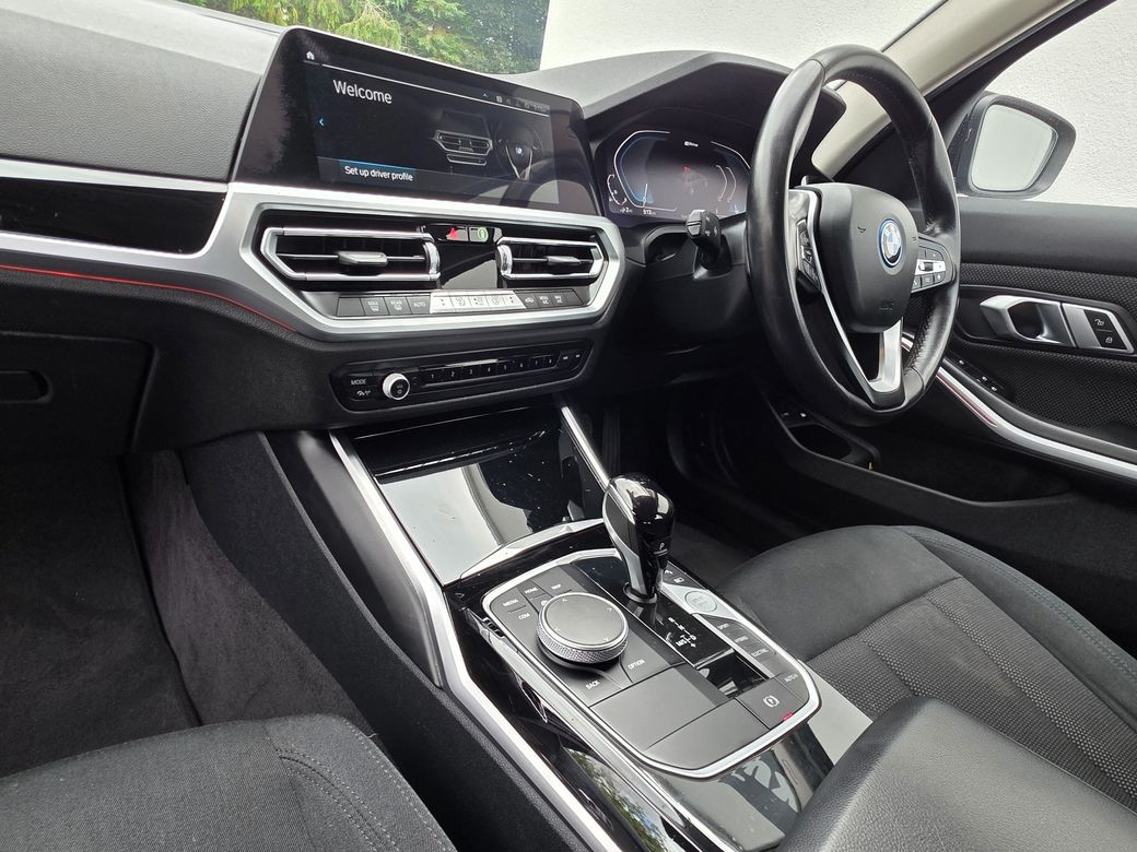 2022 BMW 3 Series